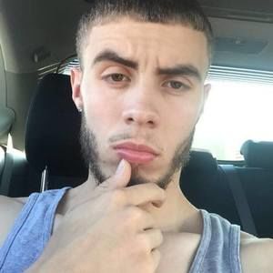 Meet your Posher, Angelo